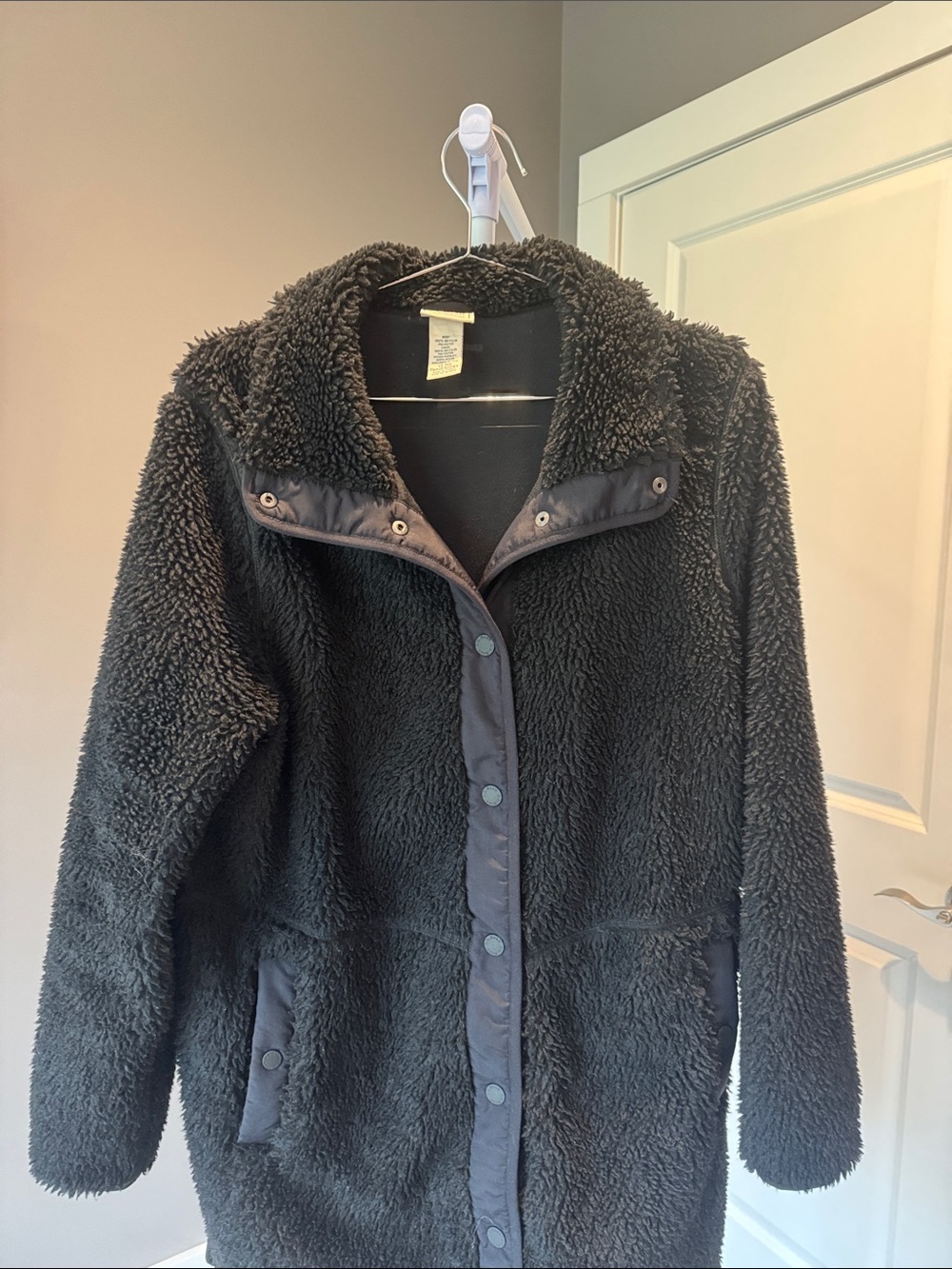Cozy Women's Black Sherpa Coat - Fleece Button-Up Coat